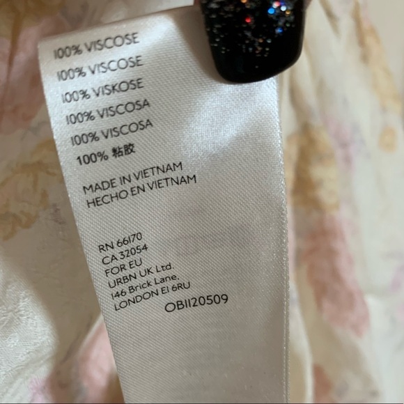 Free People Celia Printed Blouse In Ivory - Picture 7 of 10